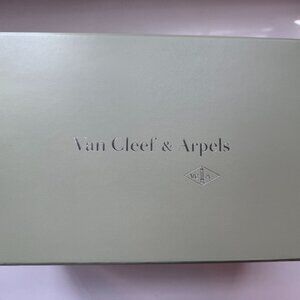 Van Cleef & Arpels Box